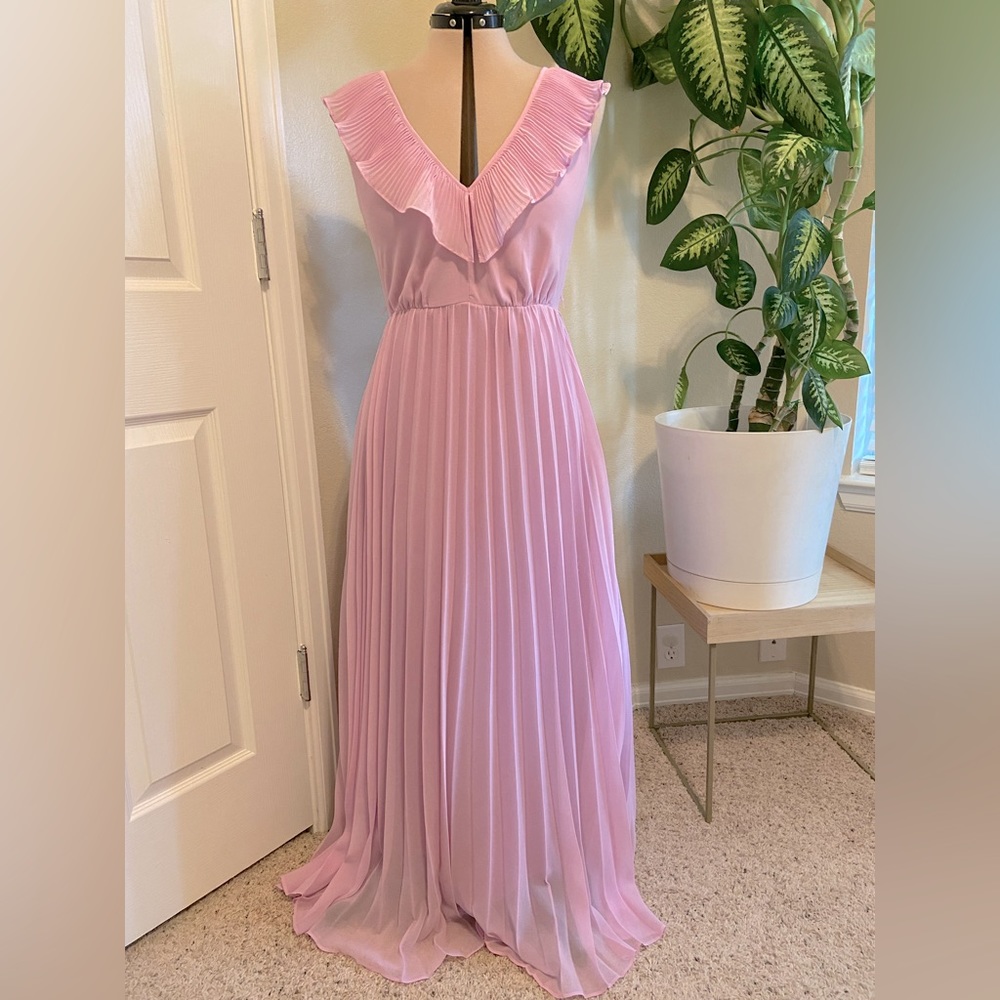 Leith Light Lavender pleated maxi dress/ gown; Size: Medium